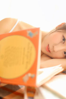 《艳妇荡乳》在线观看